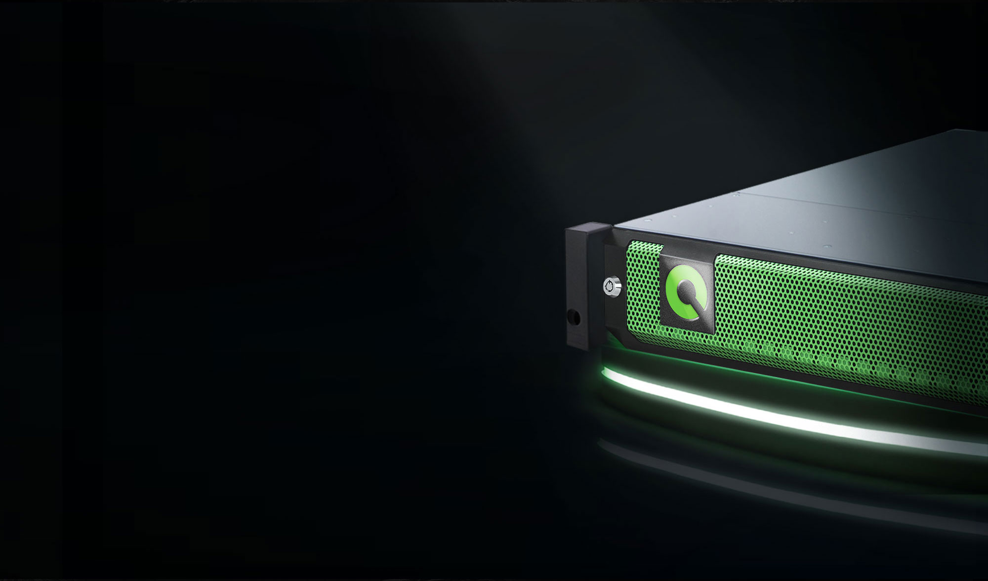 XF4 Series — QSAN XF4 Series — Scalable NVMe Block Storage