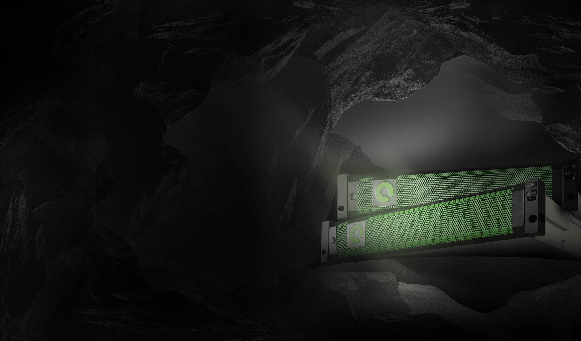 XF5 Series — QSAN XF5 Series — Flagship All-NVMe Block Storage